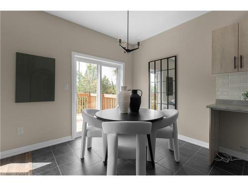 142 Willson Drive, Thorold, ON - Indoor Photo Showing Dining Room