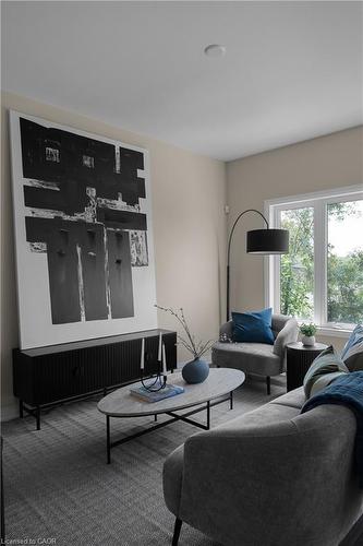 142 Willson Drive, Thorold, ON - Indoor Photo Showing Living Room
