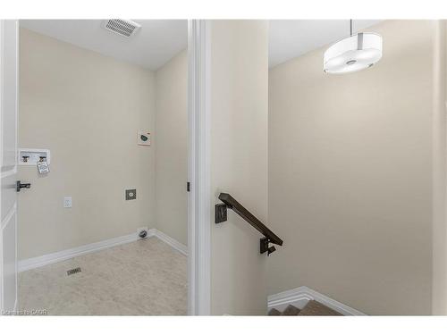 142 Willson Drive, Thorold, ON - Indoor Photo Showing Other Room
