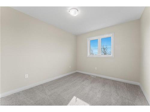 142 Willson Drive, Thorold, ON - Indoor Photo Showing Other Room