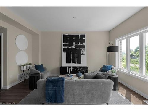 142 Willson Drive, Thorold, ON - Indoor Photo Showing Living Room