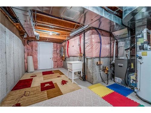 5195 Angel Stone Drive, Mississauga, ON - Indoor Photo Showing Basement