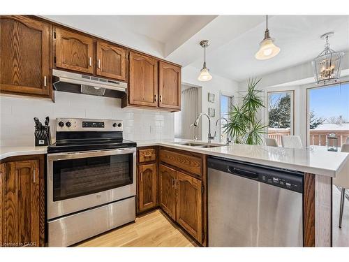 488 Heather Hill Place, Waterloo, ON - Indoor Photo Showing Kitchen With Stainless Steel Kitchen With Double Sink