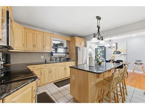 364 Roselawn Place, Waterloo, ON - Indoor Photo Showing Kitchen