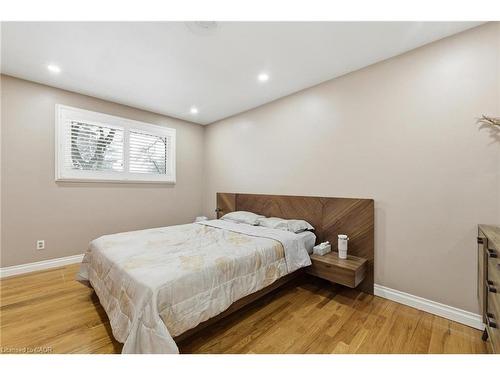 364 Roselawn Place, Waterloo, ON - Indoor Photo Showing Bedroom