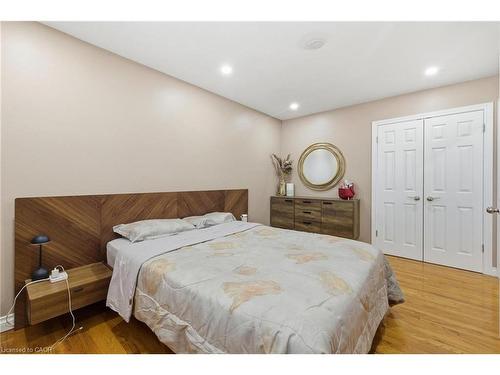 364 Roselawn Place, Waterloo, ON - Indoor Photo Showing Bedroom