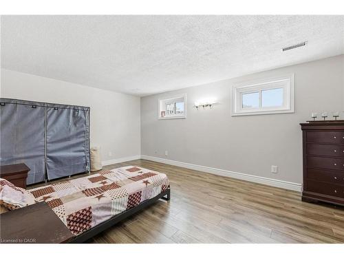 364 Roselawn Place, Waterloo, ON - Indoor Photo Showing Bedroom