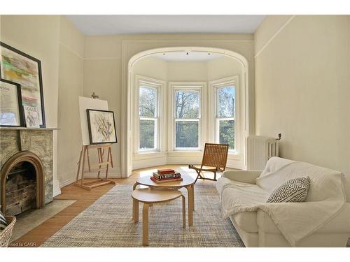 78 William Street W, Waterloo, ON - Indoor Photo Showing Living Room With Fireplace