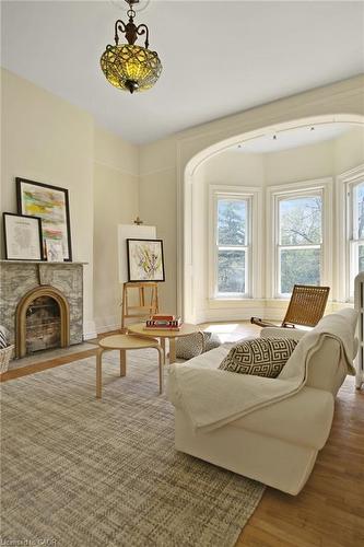 78 William Street W, Waterloo, ON - Indoor Photo Showing Living Room With Fireplace