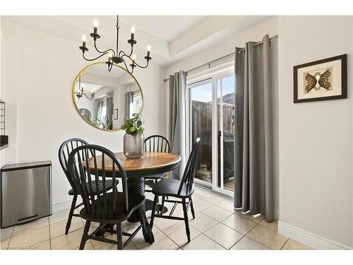 263 Pumpkin Pass, Hamilton, ON - Indoor Photo Showing Dining Room