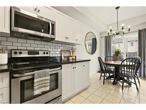 263 Pumpkin Pass, Hamilton, ON - Indoor