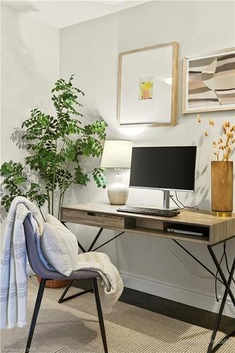 263 Pumpkin Pass, Hamilton, ON - Indoor Photo Showing Office