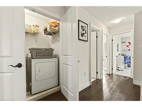 263 Pumpkin Pass, Hamilton, ON - Indoor Photo Showing Laundry Room
