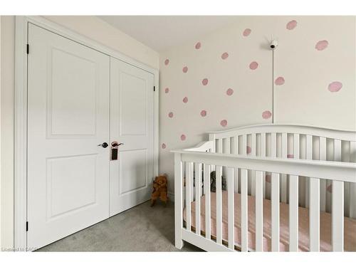 263 Pumpkin Pass, Hamilton, ON - Indoor Photo Showing Bedroom