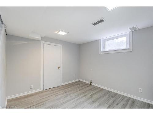 2420 Maryvale Court, Burlington, ON - Indoor Photo Showing Other Room