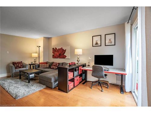 101-5061 Pinedale Avenue, Burlington, ON - Indoor