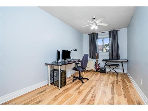 101-5061 Pinedale Avenue, Burlington, ON - Indoor Photo Showing Office