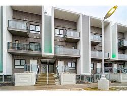 B19-1430 Highland Road W Kitchener, ON N2N 0C3