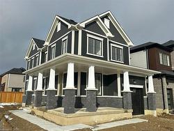 32 Amos Avenue  Brantford, ON N3T 0V4