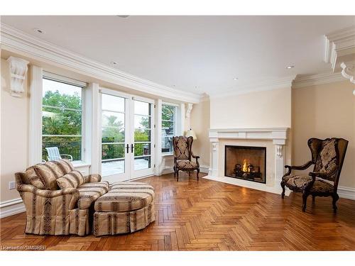1343 Blythe Road, Mississauga, ON - Indoor Photo Showing Living Room With Fireplace