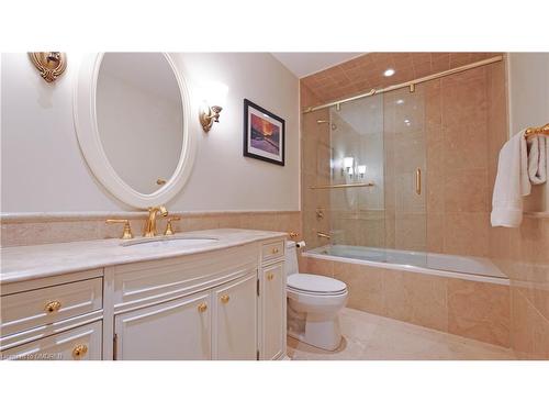 1092 Argyle Drive, Oakville, ON - Indoor Photo Showing Bathroom