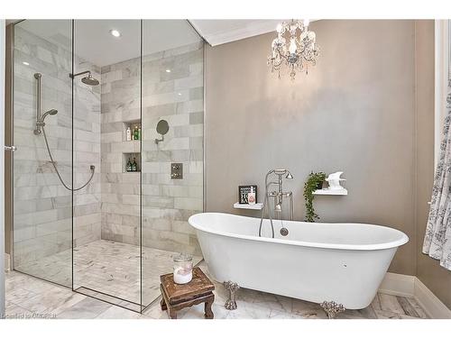 246 Oakwood Crescent, Oakville, ON - Indoor Photo Showing Bathroom