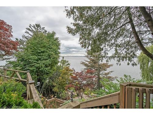 278 North Shore Boulevard E, Burlington, ON - Outdoor With Body Of Water