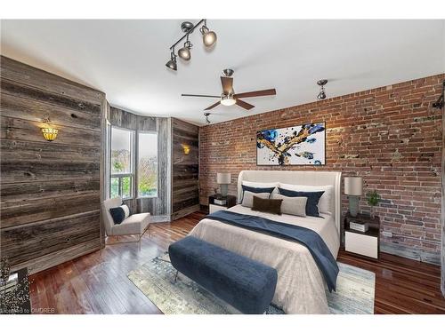 2589 Dundas Street W, Toronto, ON - Indoor Photo Showing Bedroom