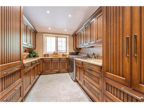 3400 Milburough Line, Burlington, ON - Indoor Photo Showing Kitchen With Double Sink
