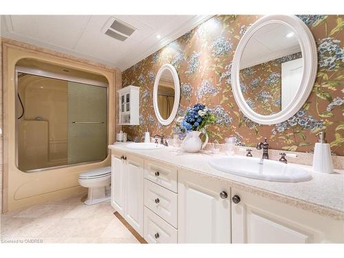3400 Milburough Line, Burlington, ON - Indoor Photo Showing Bathroom