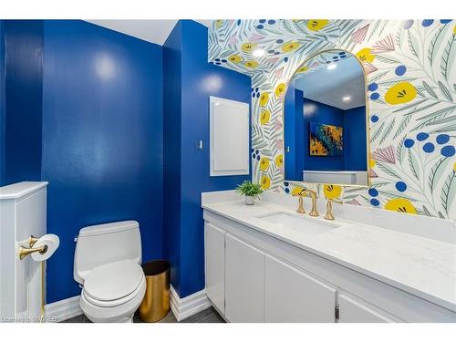 Ph10-1300 Bloor Street, Mississauga, ON - Indoor Photo Showing Bathroom