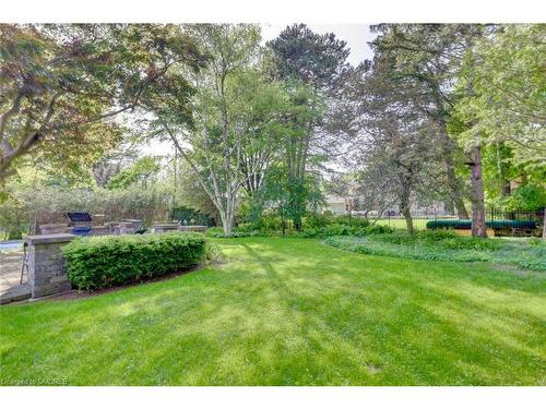 1275 Donlea Crescent, Oakville, ON - Outdoor