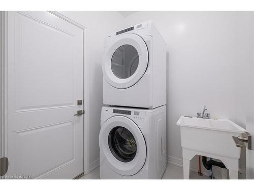 52-550 Grey Street, Brantford, ON - Indoor Photo Showing Laundry Room
