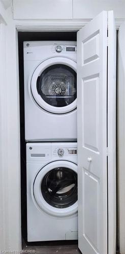 2-324 Hellems Avenue, Welland, ON - Indoor Photo Showing Laundry Room