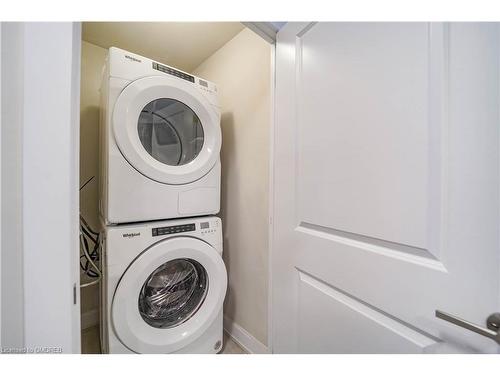 728-3200 William Coltson Avenue, Oakville, ON - Indoor Photo Showing Laundry Room