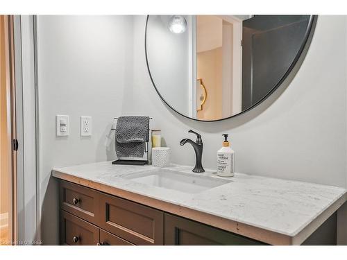 701-181 James Street N, Hamilton, ON - Indoor Photo Showing Bathroom