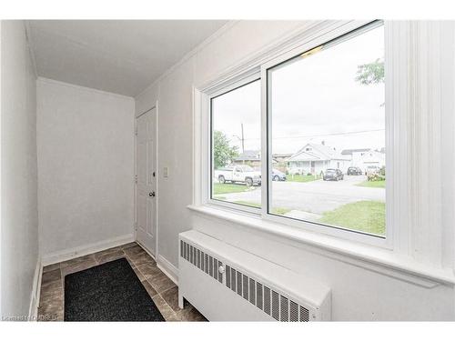 53 Kinsey Street, St. Catharines, ON - Indoor Photo Showing Other Room