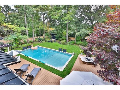 200 Chartwell Road, Oakville, ON - Outdoor With Backyard