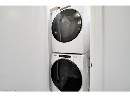 802-2060 Lakeshore Road, Burlington, ON - Indoor Photo Showing Laundry Room