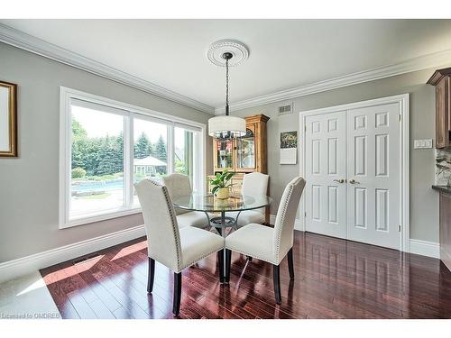 27 Weneil Drive, Freelton, ON - Indoor Photo Showing Dining Room