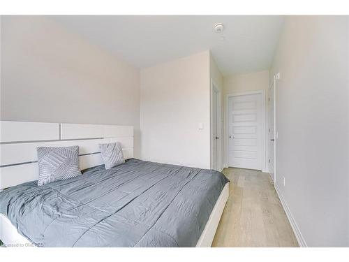 216-460 Gordon Krantz Avenue, Milton, ON - Indoor Photo Showing Bedroom