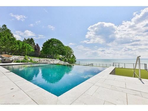 140 Secord Lane, Burlington, ON - Outdoor With In Ground Pool With View