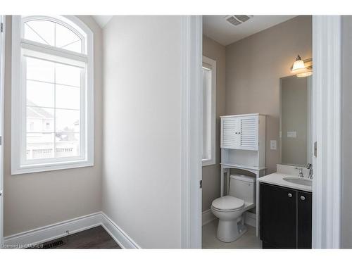 2163 Vineland Crescent, Oakville, ON - Indoor Photo Showing Bathroom