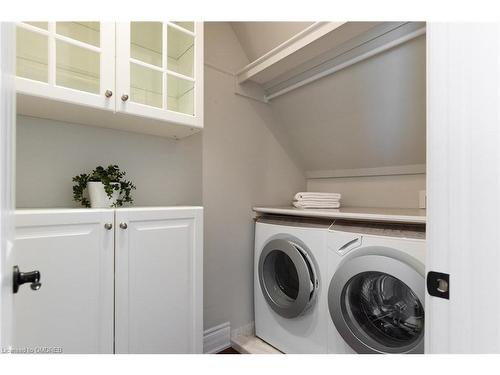 272 Cliffcrest Court, Burlington, ON - Indoor Photo Showing Laundry Room