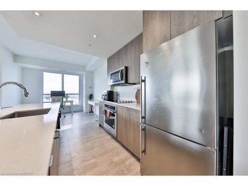3633-5 Mabelle Avenue, Toronto, ON - Indoor Photo Showing Kitchen With Stainless Steel Kitchen With Upgraded Kitchen