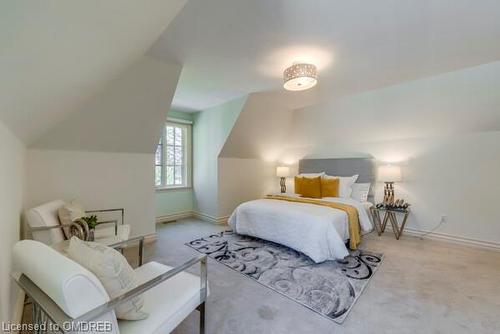 95 Bel Air Drive, Oakville, ON - Indoor Photo Showing Bedroom