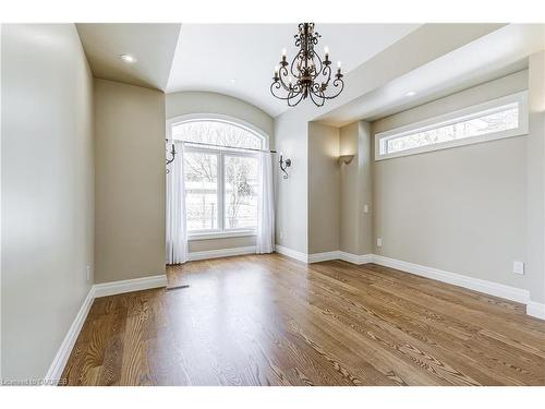 34 Maple Ave, Flamborough, ON - Indoor Photo Showing Other Room
