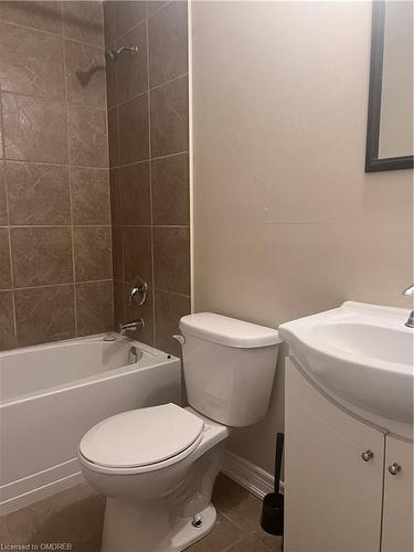 15B Townline Road E, St. Catharines, ON - Indoor Photo Showing Bathroom