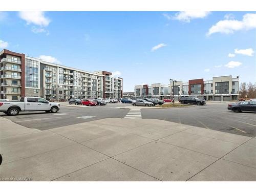 239-125 Shoreview Place, Stoney Creek, ON - Outdoor