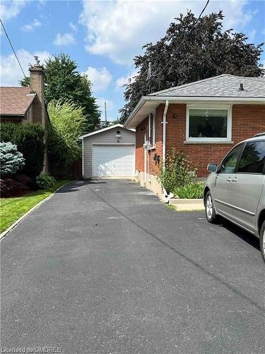 1742 Seeley Drive, London, ON - Outdoor